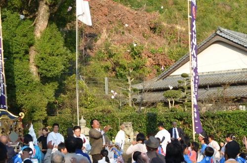 餅投げ