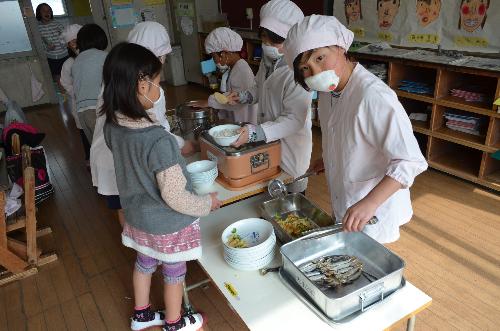 ２年給食１