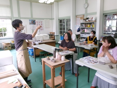 陶芸教室で一輪挿し