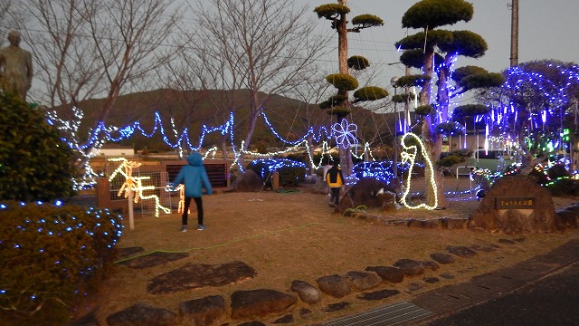 重延公園イルミネーション設置