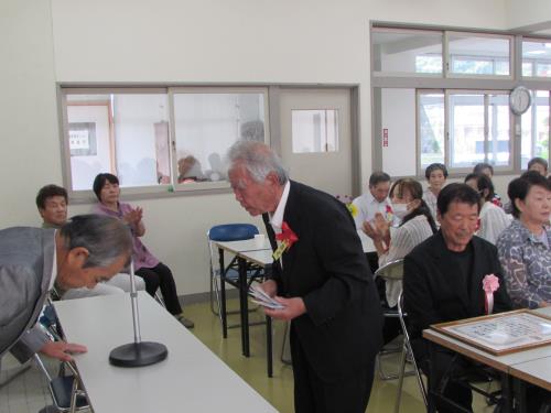 R8敬老会