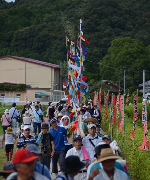 32木原進「五色旗の行進」