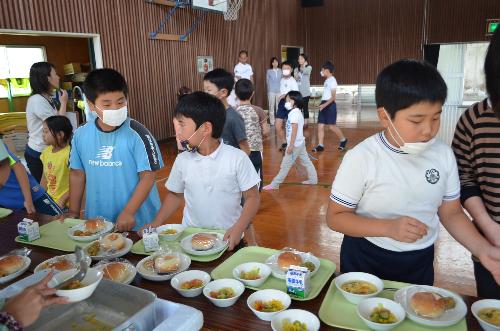 なかよし給食２