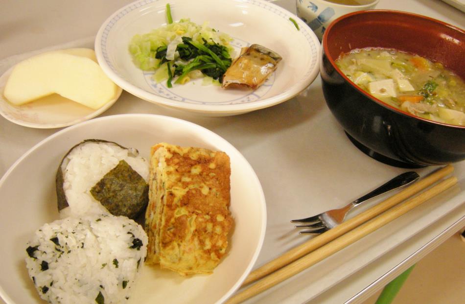 給食