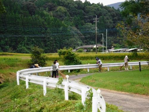 R3.9.5河川清掃2