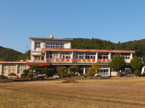 旧宮地岳小学校