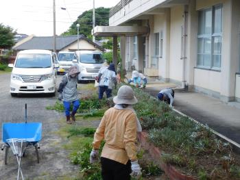 旧魚貫小学校草刈り①