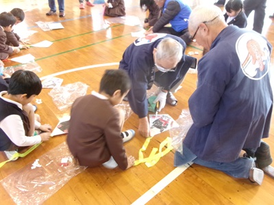 凧づくり体験活動