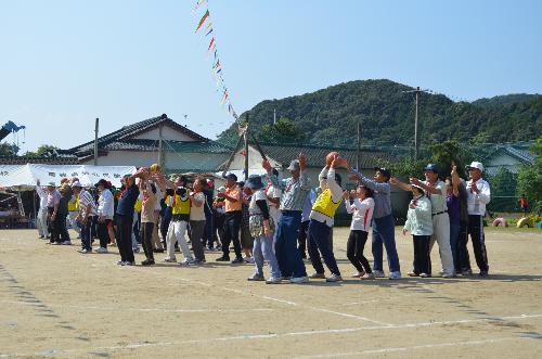 地区ボール