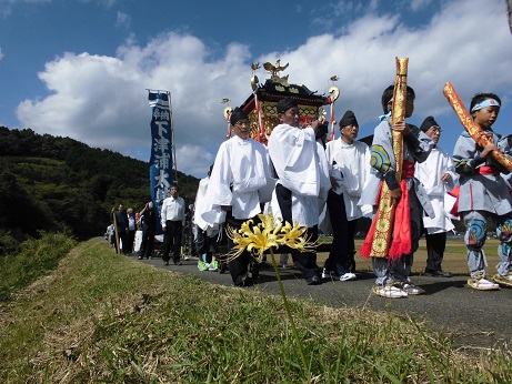 神輿彼岸花