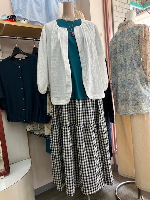 おとなハルメクティアードスカートコーデ☆チャンプ