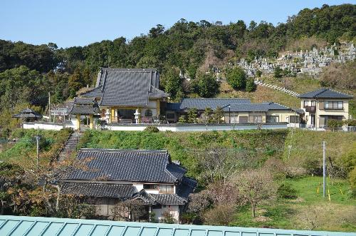 学校西側