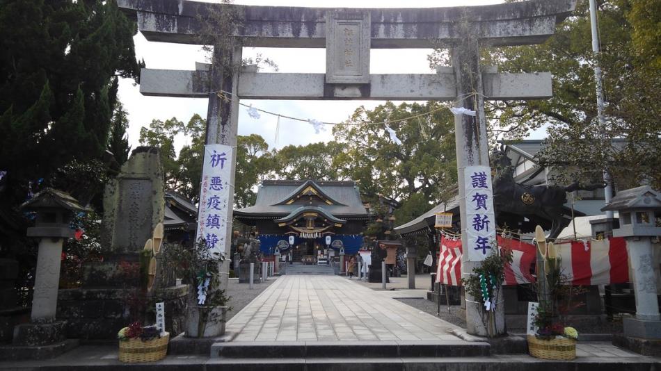 諏訪神社鳥居