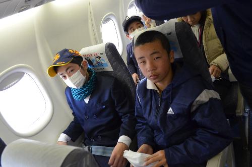 飛行機高８