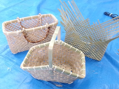 朝から竹細工教室と南蛮てまりクラスです