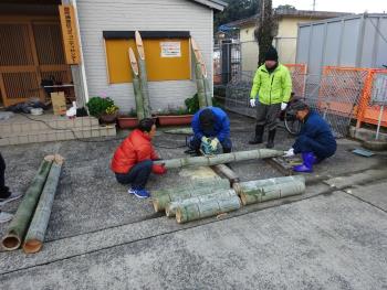 門松飾り付け