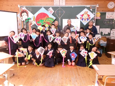 出張ミニ凧制作体験✨