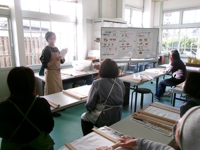 陶芸教室で「ひな人形」づくり!(^^)!