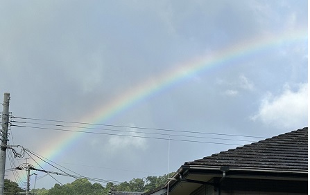 家からの虹２