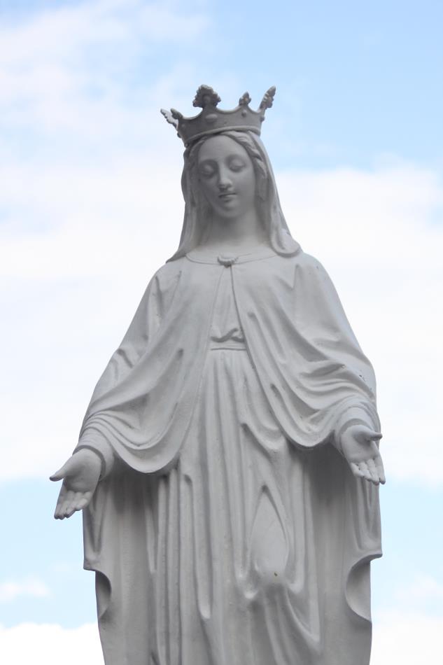 手取教会のマリア像