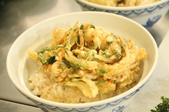 シロウオかき揚げ丼