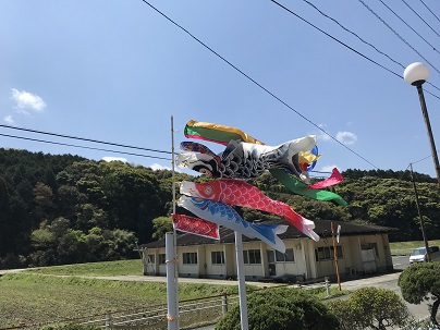 鯉のぼりコミセン　１